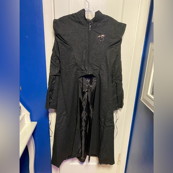 Daenerys Targaryen Season 7 Grey Cosplay Costume - Picture 14 of 16